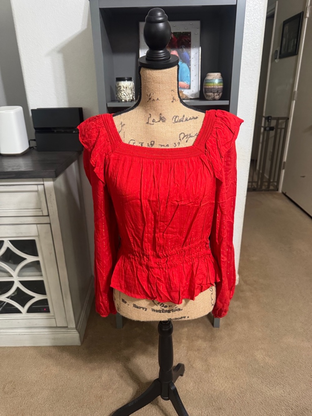 Universal Thread Red Long-Sleeve Peplum Blouse size M